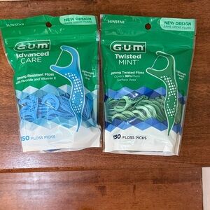 NWT GUM Floss Picks Duo Pack — Advanced Care 150 floss picks each